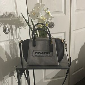 Coach Black and Gray Leatherware Women's Bag